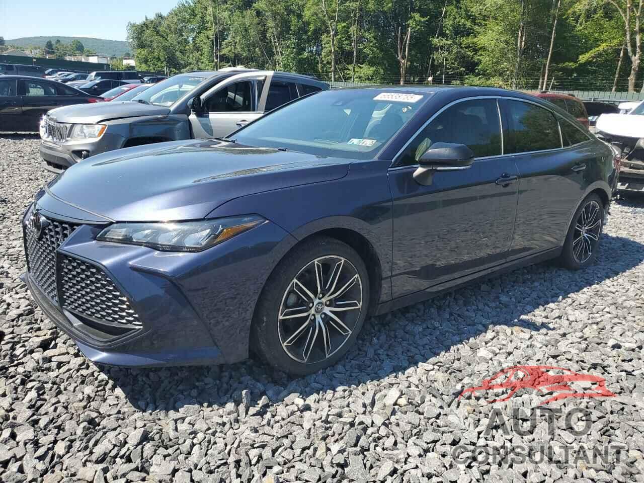 TOYOTA AVALON 2019 - 4T1BZ1FB2KU015717