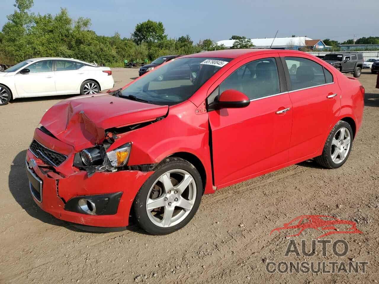 CHEVROLET SONIC 2015 - 1G1JE5SB8F4112606
