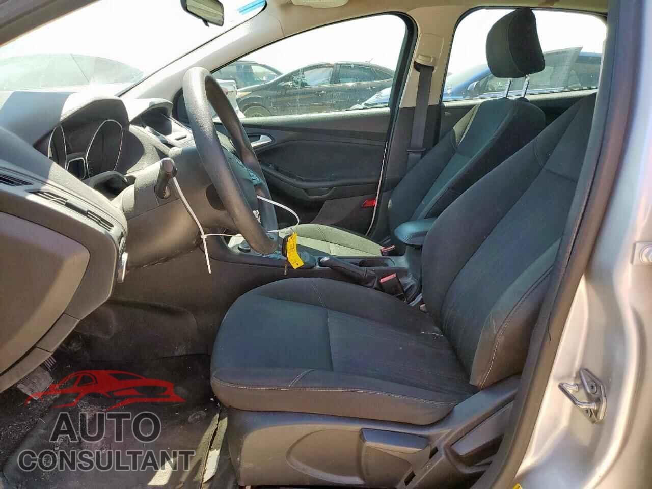 FORD FOCUS 2017 - 1FADP3FE5HL292651