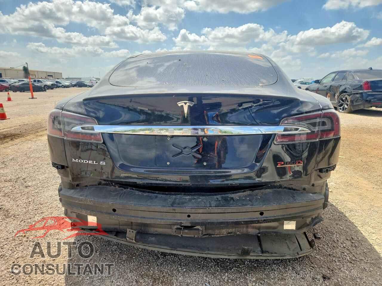 TESLA MODEL S 2017 - 5YJSA1E49HF224985