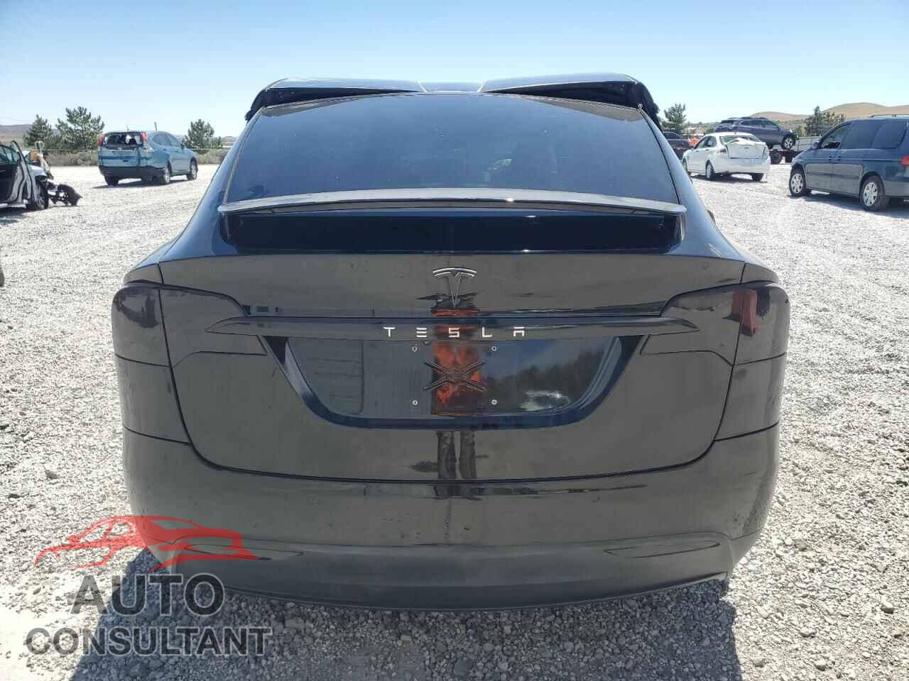 TESLA MODEL X 2021 - 5YJXCAE24MF324937