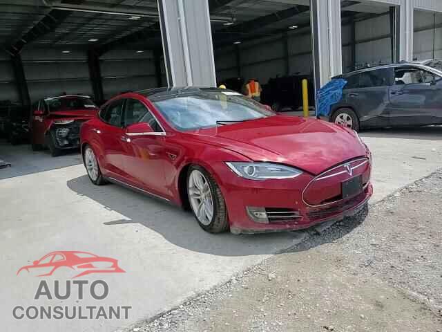 TESLA MODEL S 2015 - 5YJSA1E45FF111824