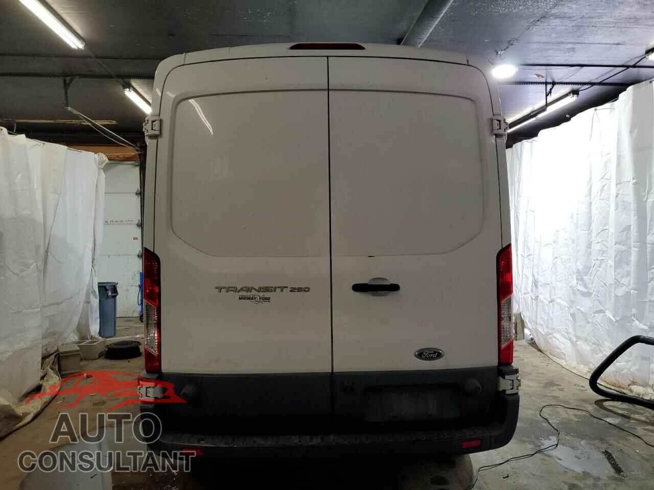 FORD TRANSIT 2015 - 1FTNR2CM8FKB11706