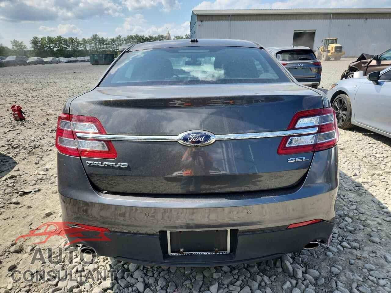 FORD TAURUS 2016 - 1FAHP2E82GG106661