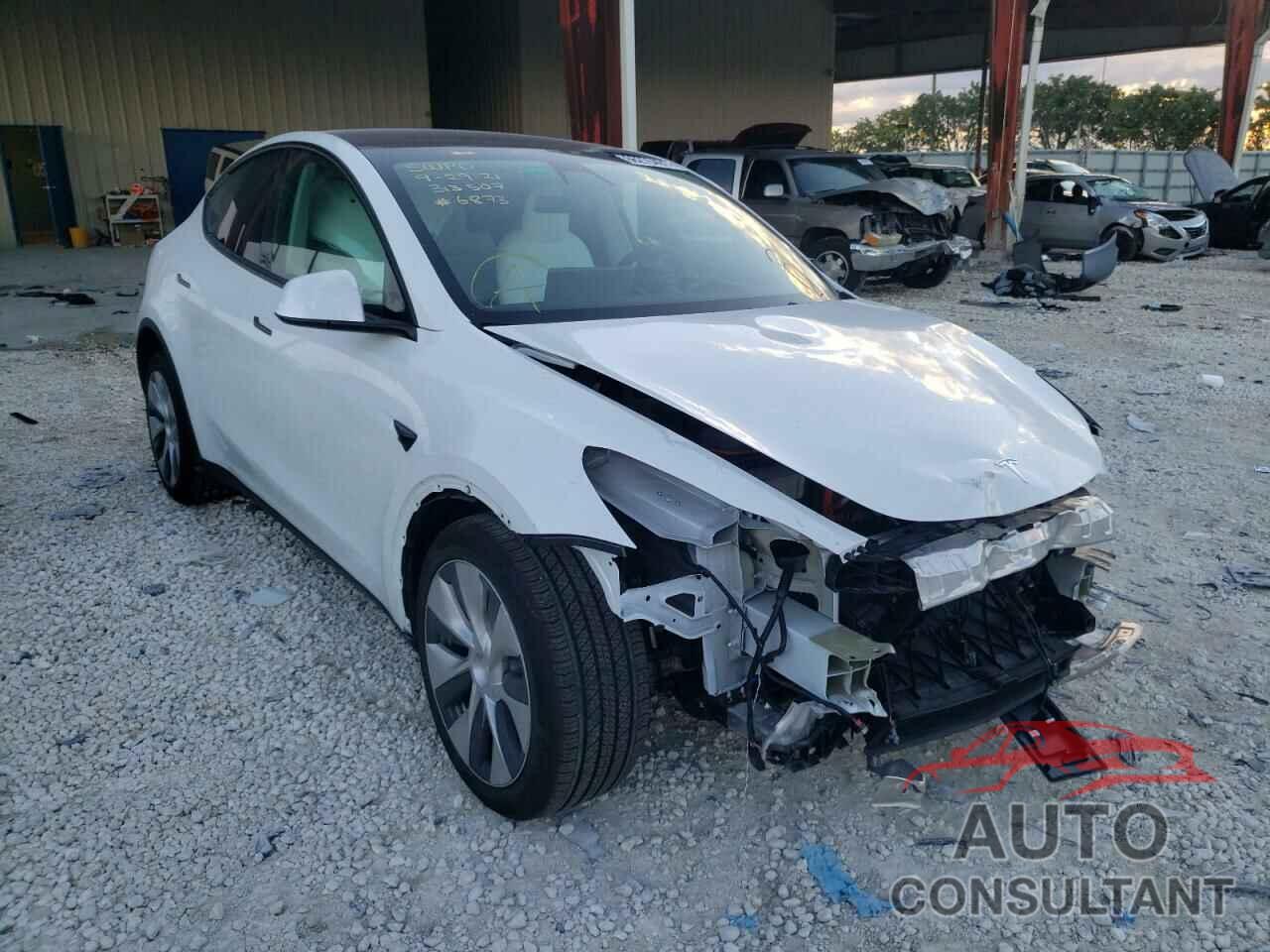 TESLA MODEL Y 2021 - 5YJYGDEE8MF186873
