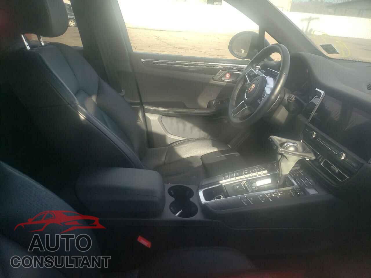 PORSCHE MACAN 2021 - WP1AA2A50MLB01548