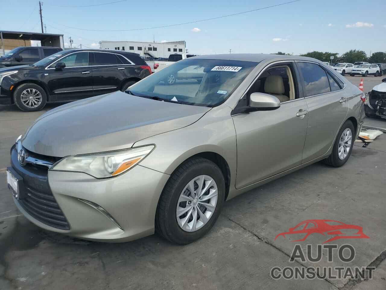 TOYOTA CAMRY 2016 - 4T4BF1FK9GR561923