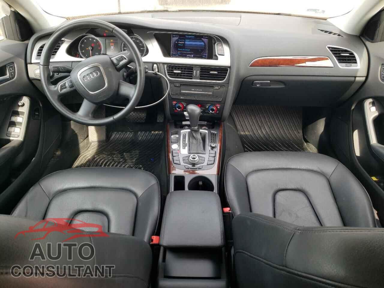 AUDI A4 2012 - WAUFFAFL8CN015544