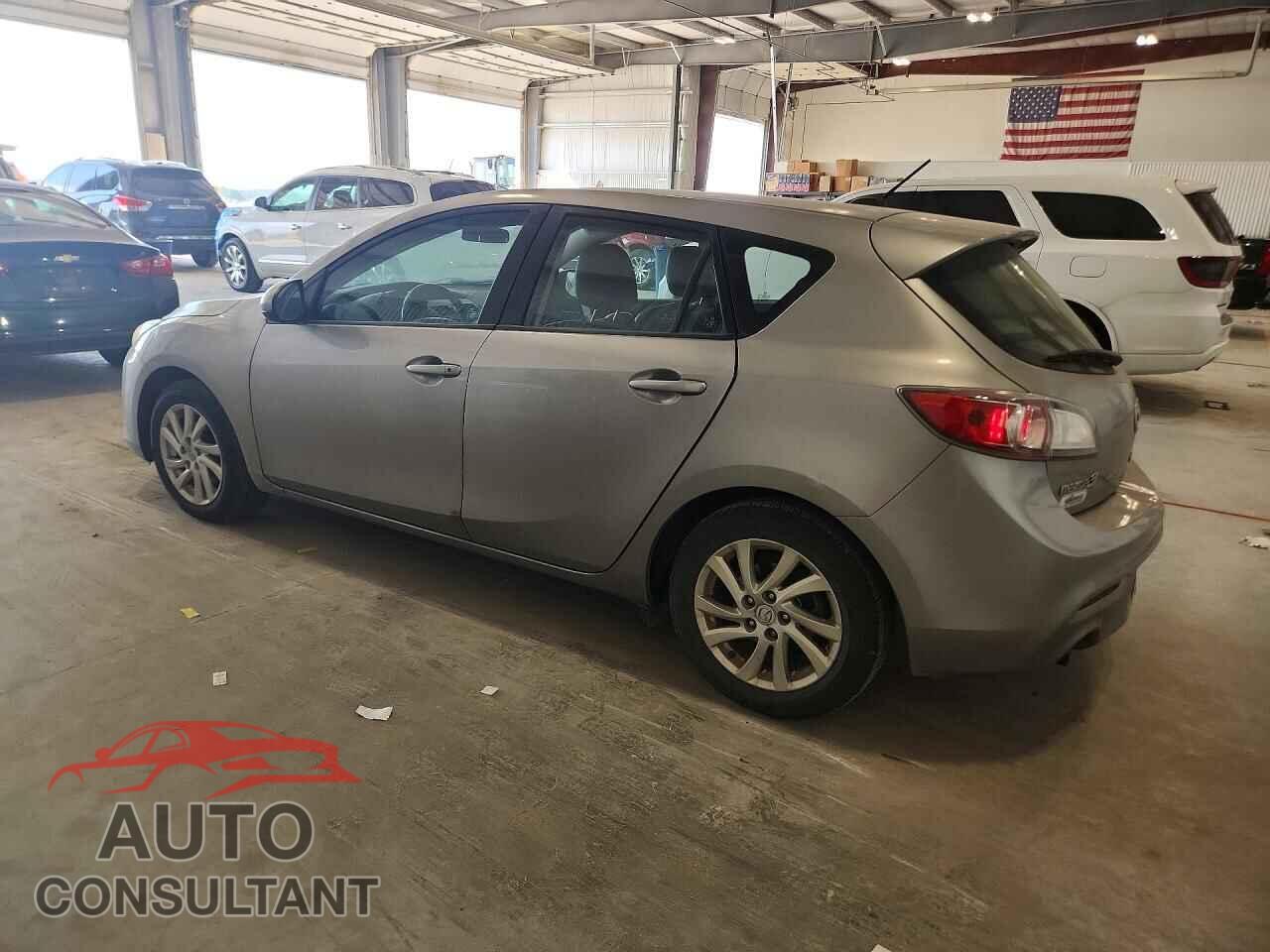 MAZDA 3 2012 - JM1BL1M7XC1552939