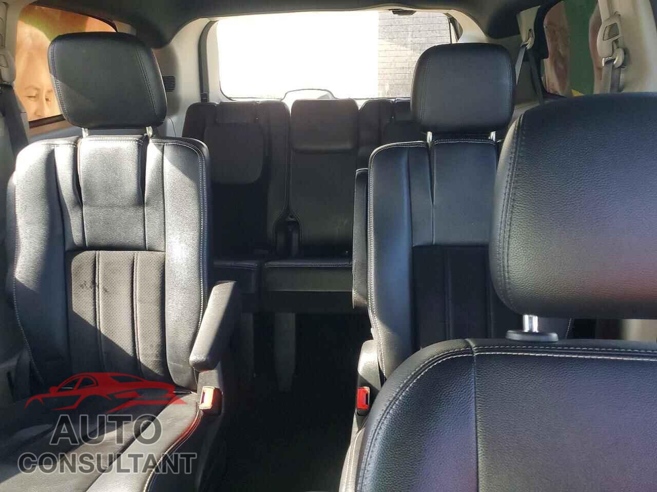 DODGE CARAVAN 2018 - 2C4RDGCG0JR361040