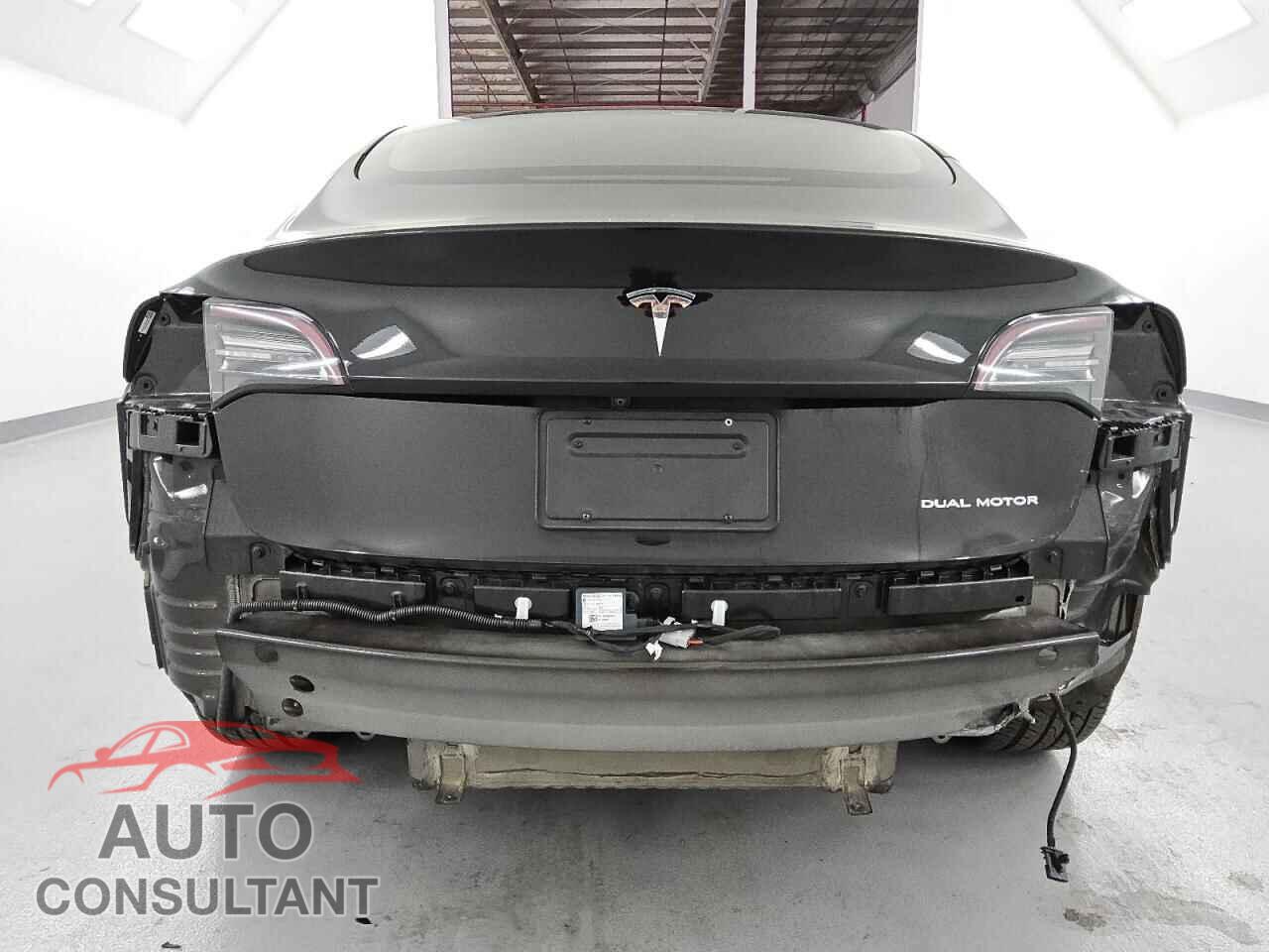 TESLA MODEL 3 2022 - 5YJ3E1EB5NF304979