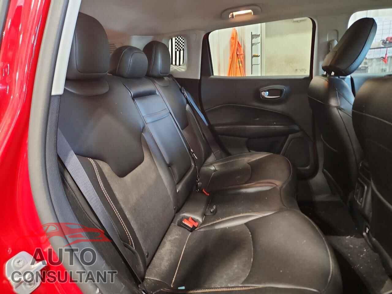 JEEP COMPASS 2019 - 3C4NJDBB5KT849975