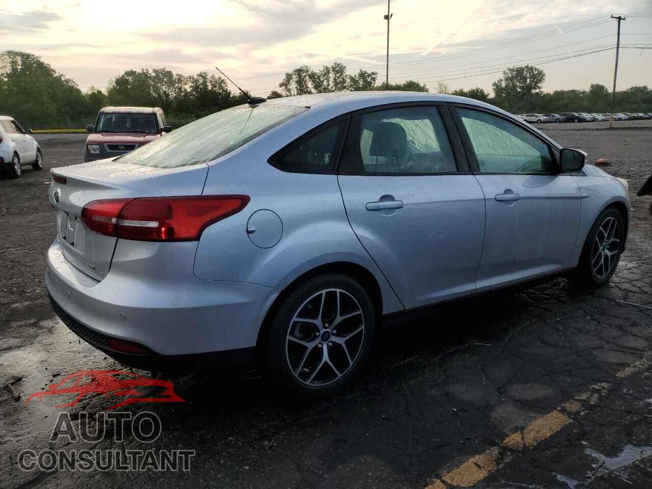 FORD FOCUS 2017 - 1FADP3H24HL295222