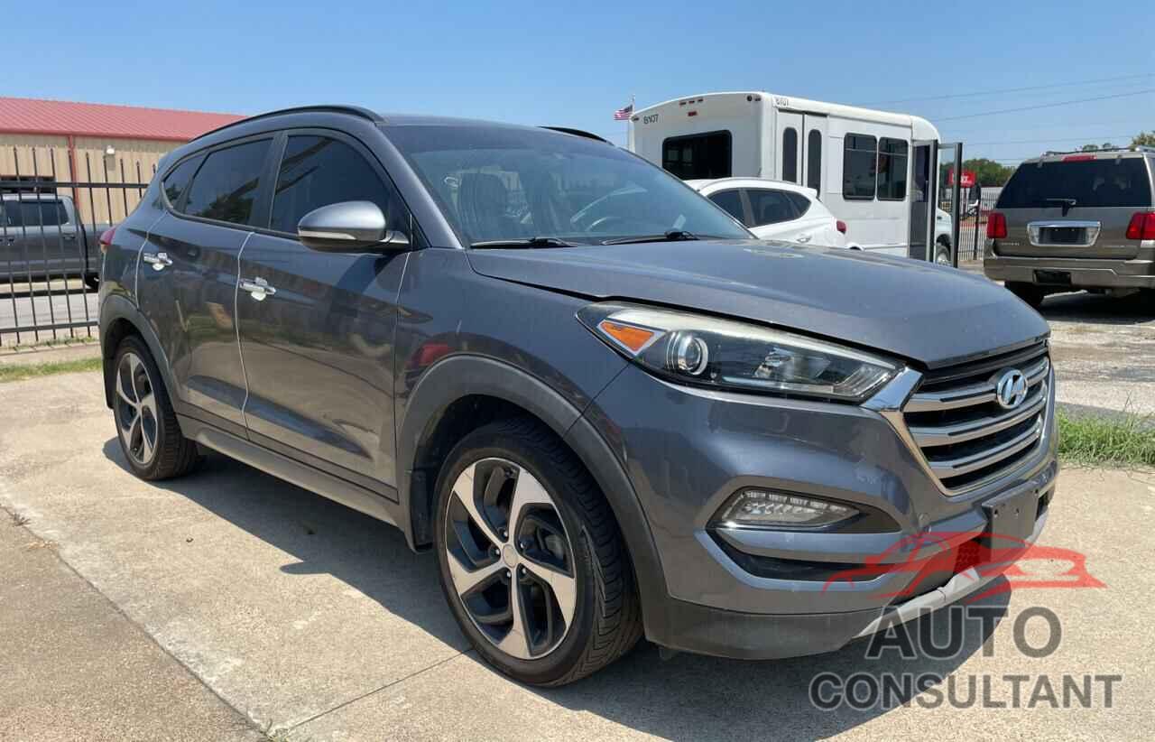 HYUNDAI TUCSON 2017 - KM8J3CA24HU275528