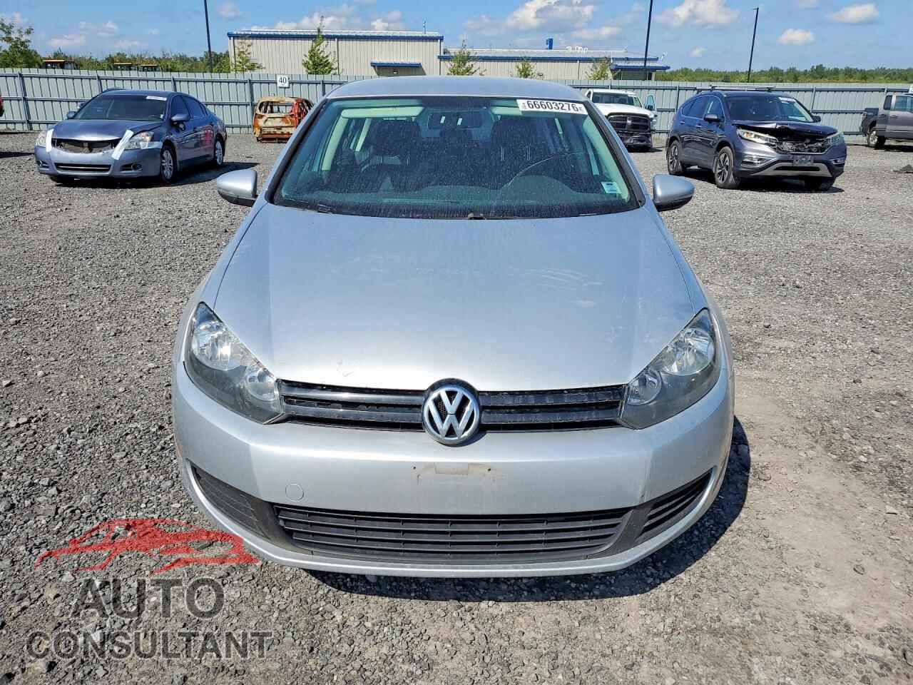 VOLKSWAGEN GOLF 2013 - WVWDA7AJ7DW109444