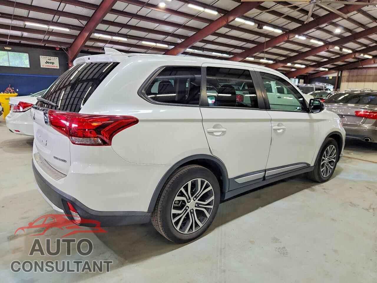 MITSUBISHI OUTLANDER 2017 - JA4AD2A33HZ000511