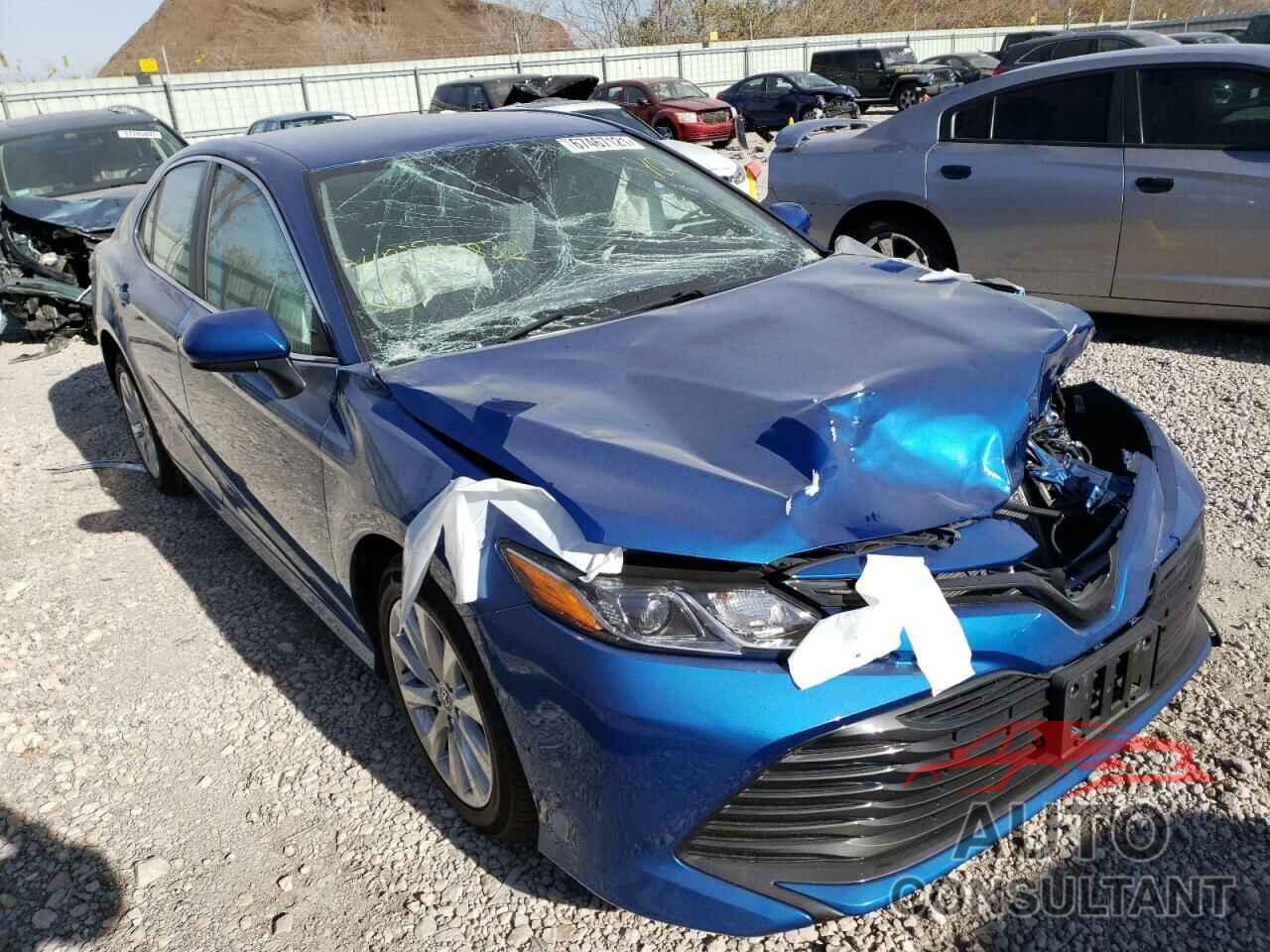 TOYOTA CAMRY 2019 - 4T1B11HK5KU203832
