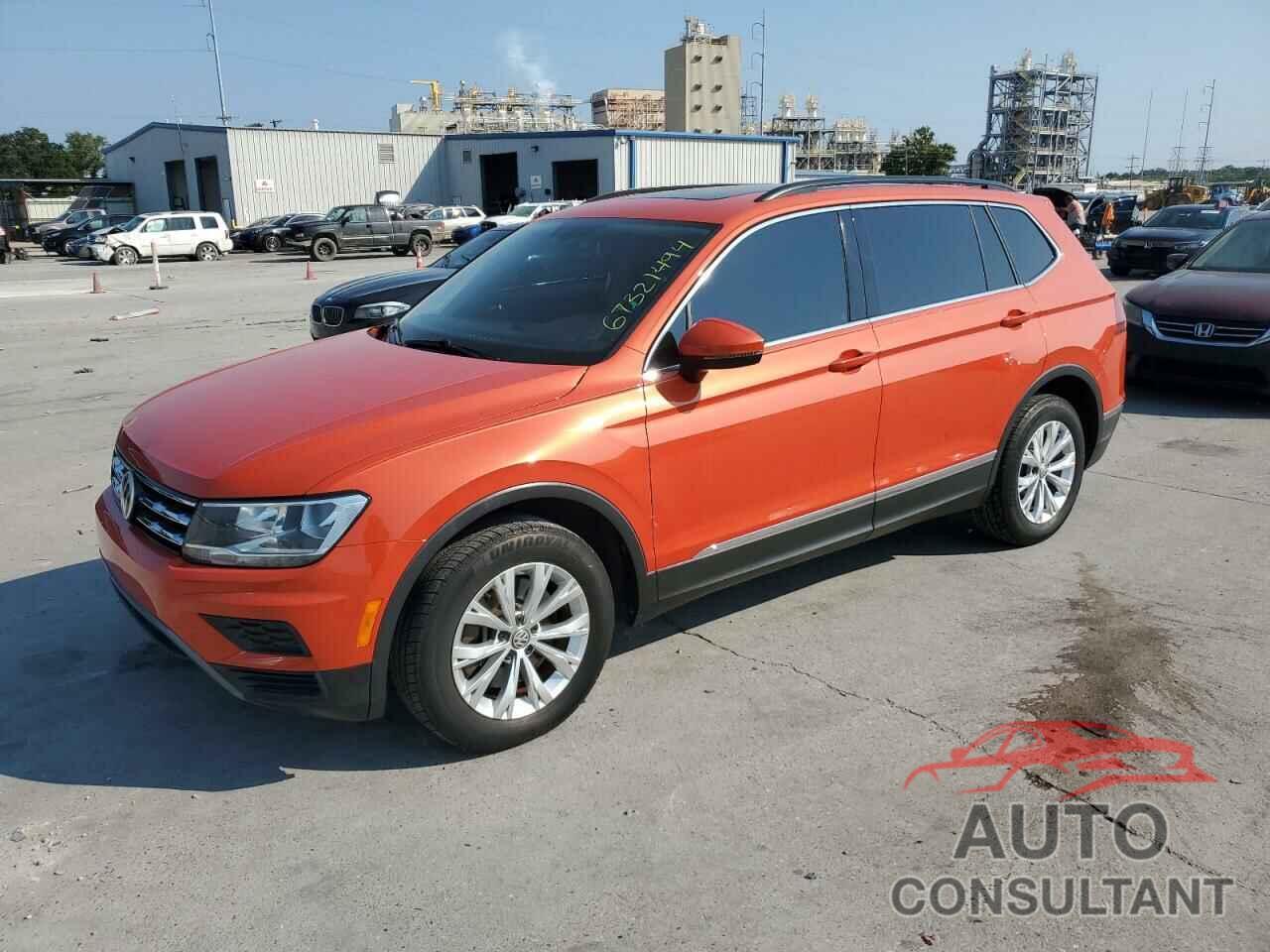 VOLKSWAGEN TIGUAN 2018 - 3VV3B7AX2JM098461