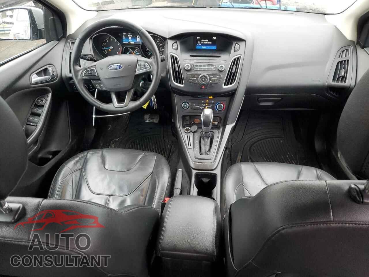 FORD FOCUS 2016 - 1FADP3K2XGL312144