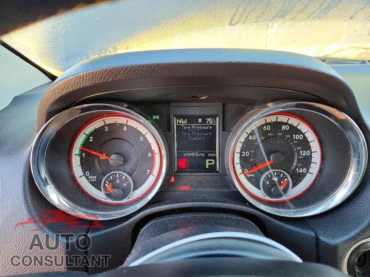 DODGE DURANGO 2012 - 1C4SDJET4CC205037