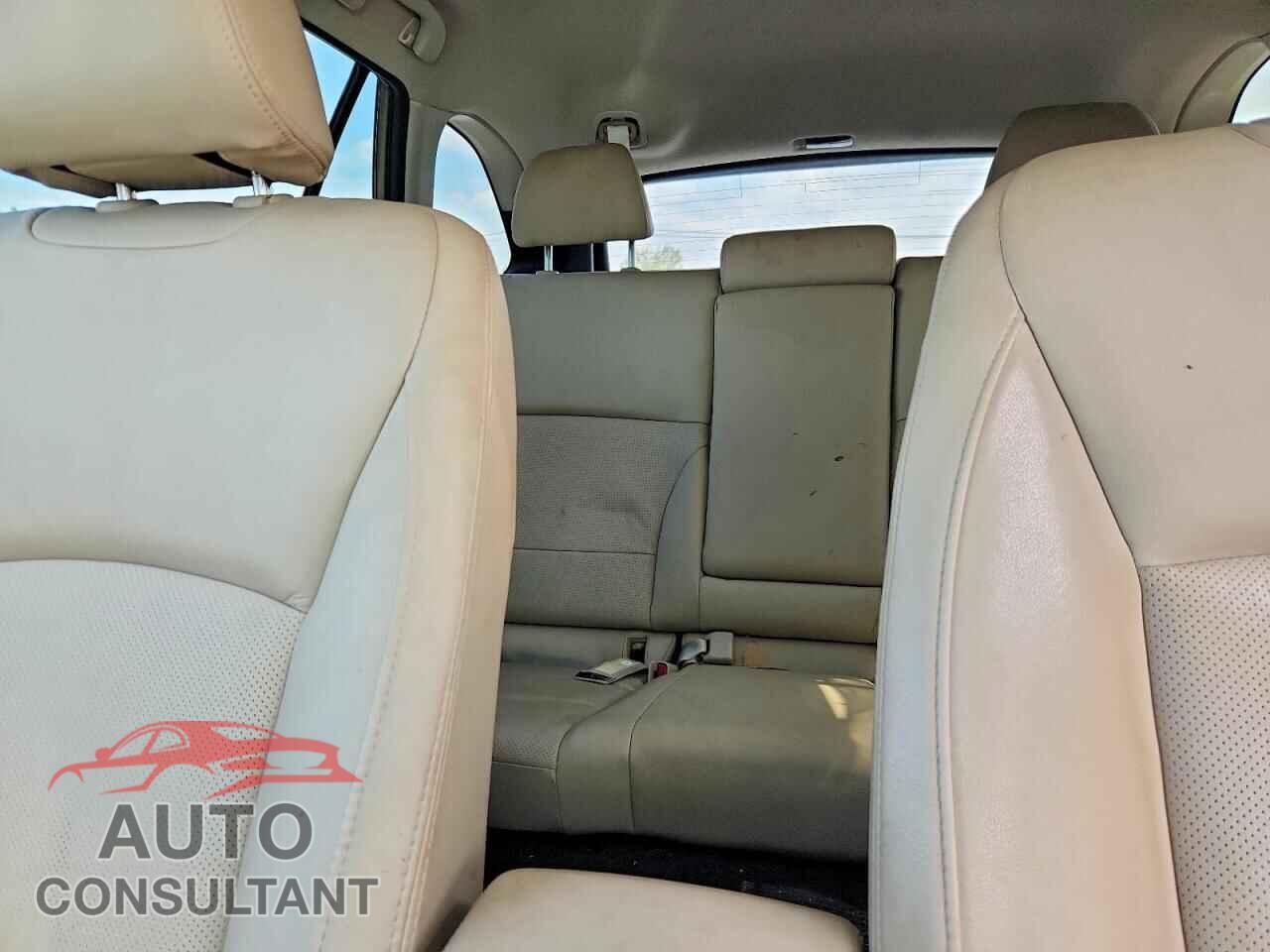 SUBARU OUTBACK 2017 - 4S4BSANC5H3268740