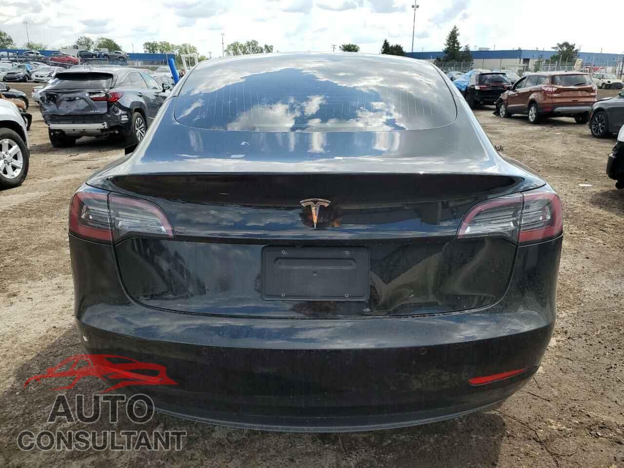 TESLA MODEL 3 2019 - 5YJ3E1EA2KF412432