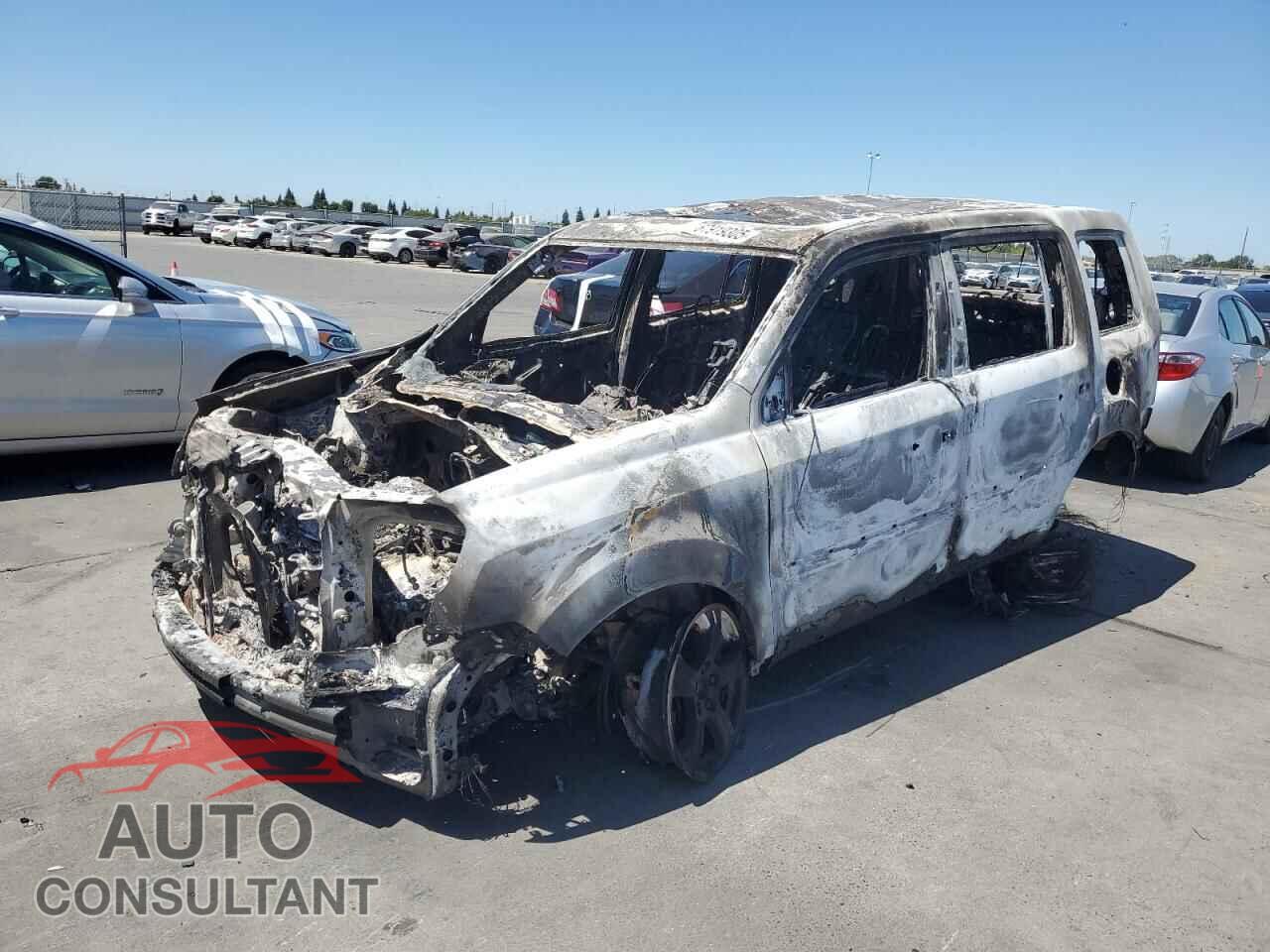 HONDA PILOT 2012 - 5FNYF4H72CB014952