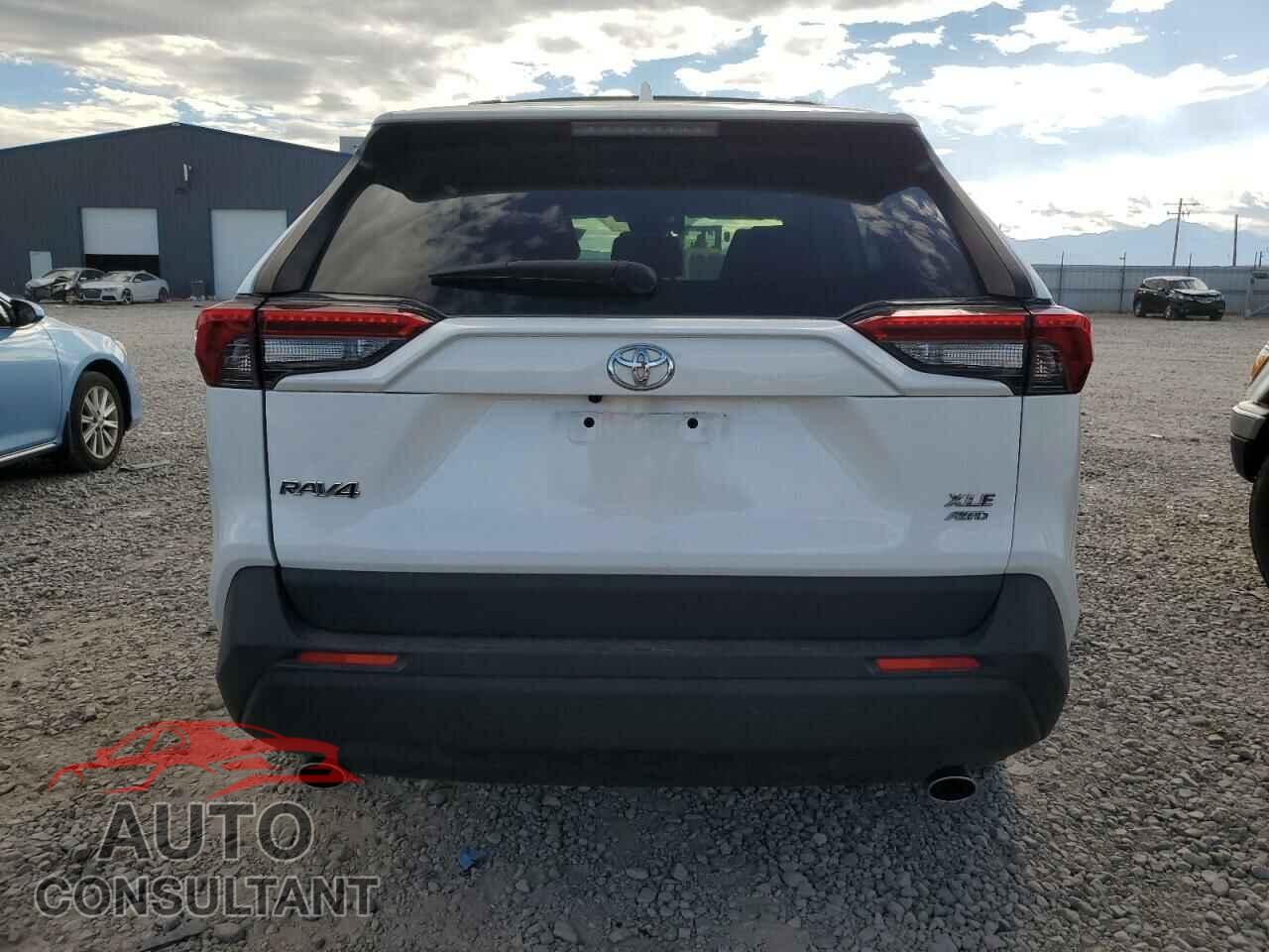 TOYOTA RAV4 2020 - JTMP1RFV9LD529849