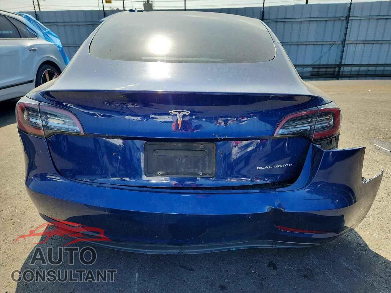 TESLA MODEL 3 2022 - 5YJ3E1EB8NF143088