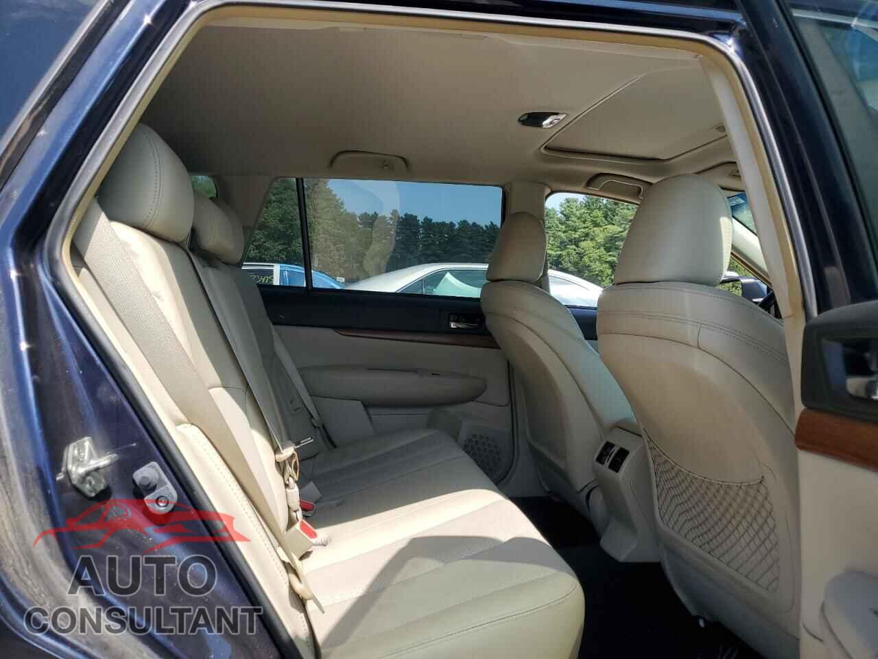 SUBARU OUTBACK 2013 - 4S4BRBLC2D3200426