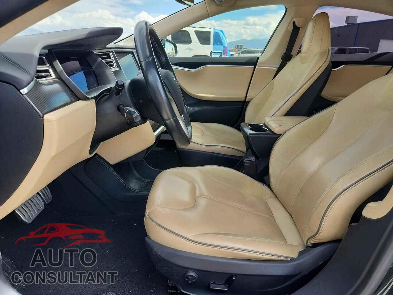 TESLA MODEL S 2014 - 5YJSA1H12EFP47925