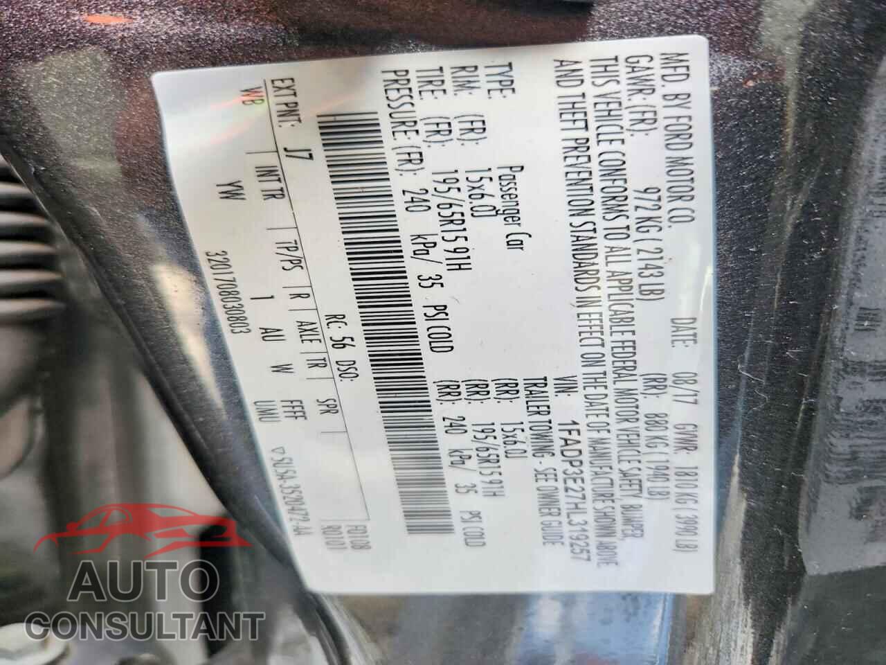 FORD FOCUS 2017 - 1FADP3E27HL319257