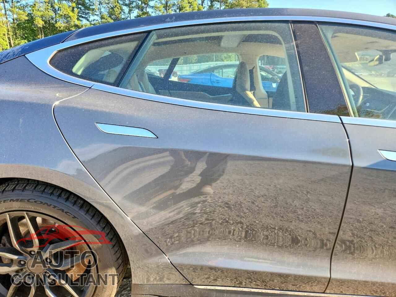 TESLA MODEL S 2013 - 5YJSA1BG7DFP03771