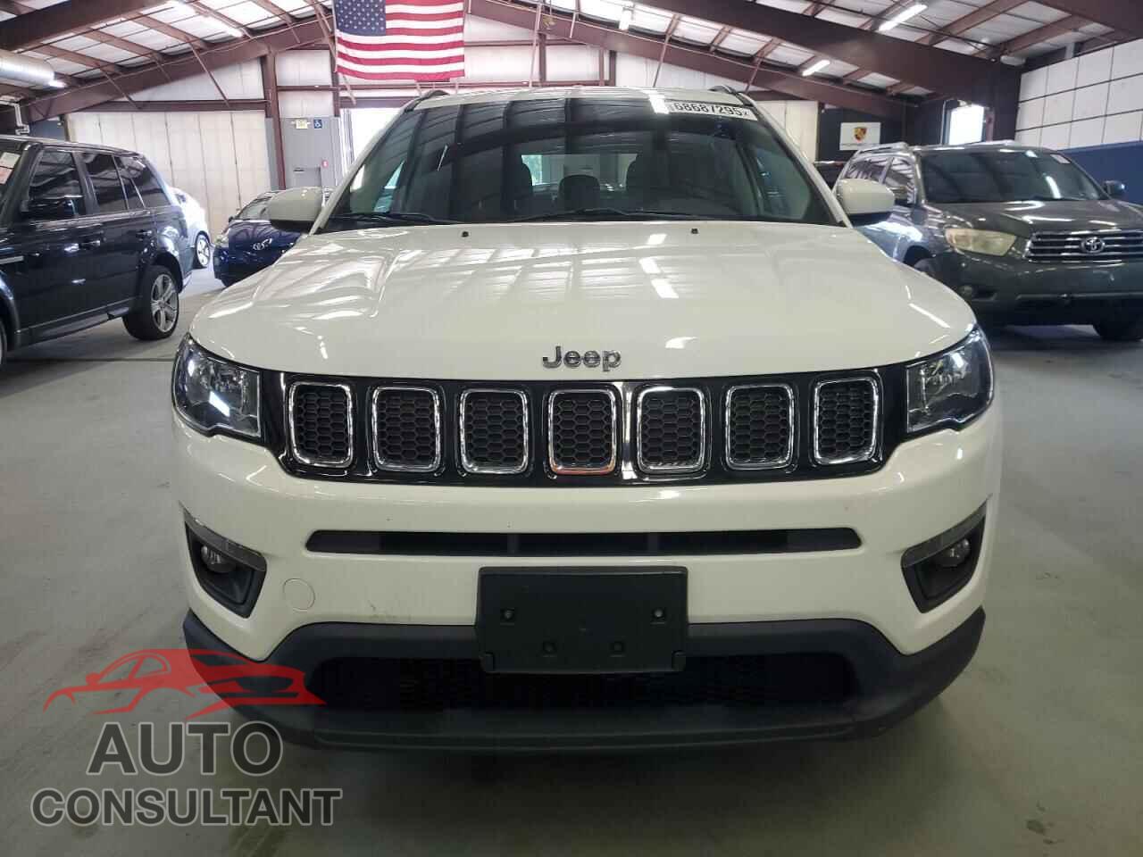 JEEP COMPASS 2018 - 3C4NJDBB1JT177296
