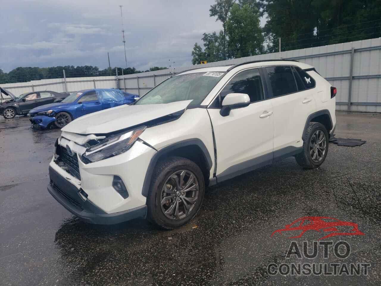 TOYOTA RAV4 2022 - JTMB6RFV7ND067032