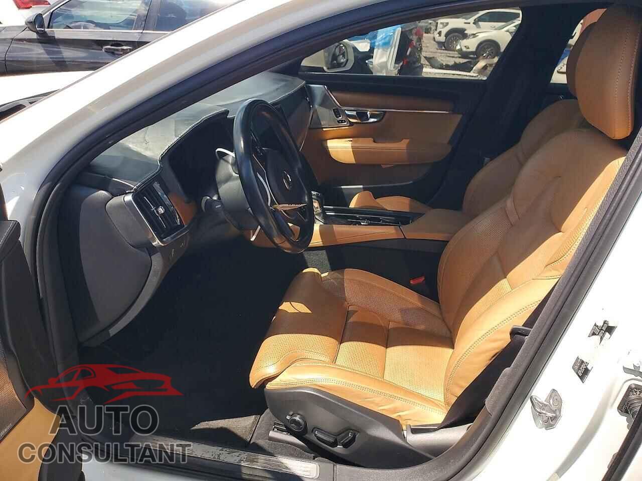 VOLVO S90 2017 - YV1A22ML5H1000493
