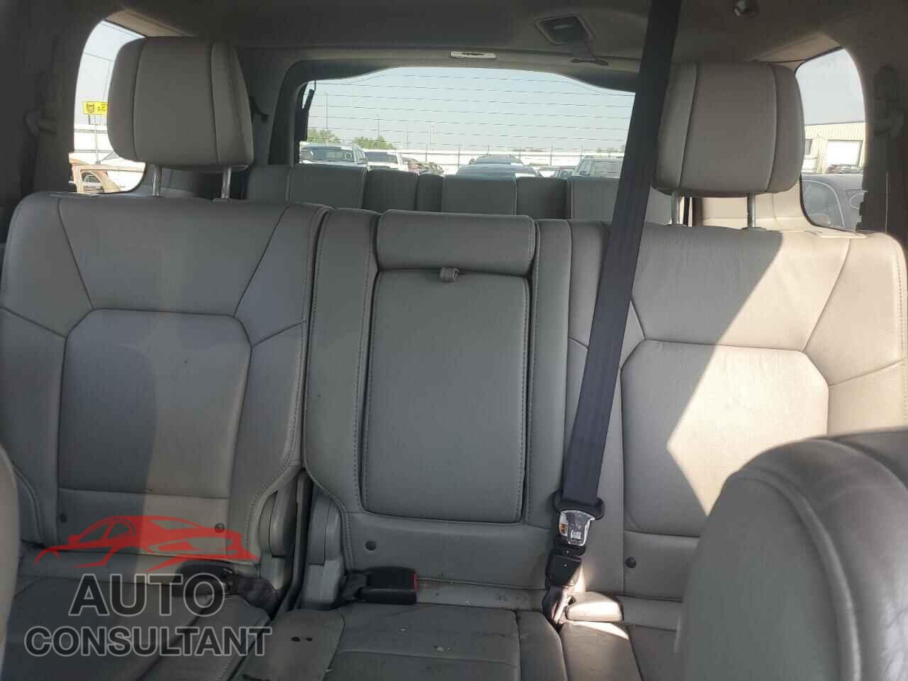 HONDA PILOT 2013 - 5FNYF4H50DB052230