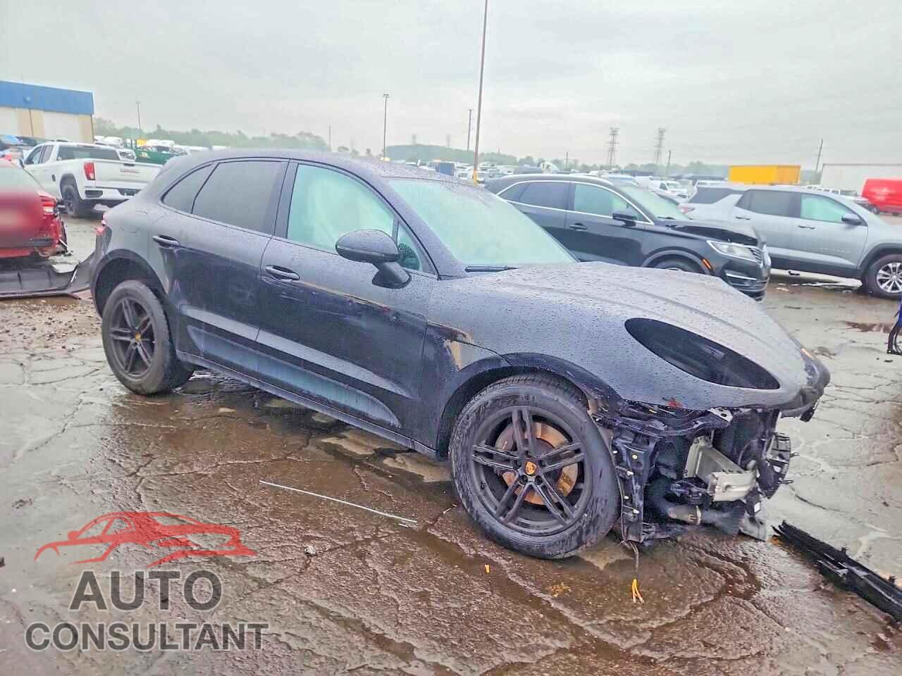 PORSCHE MACAN 2018 - WP1AA2A54JLB07705