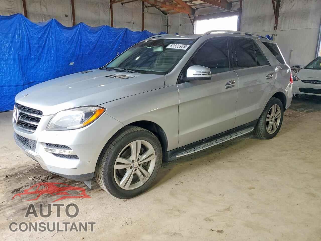 MERCEDES-BENZ M-CLASS 2013 - 4JGDA5HB4DA213529