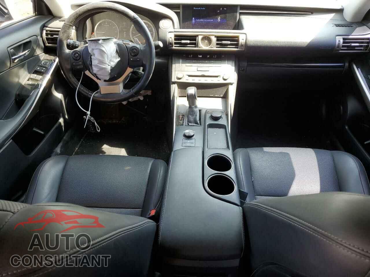 LEXUS IS 2016 - JTHBA1D28G5011301