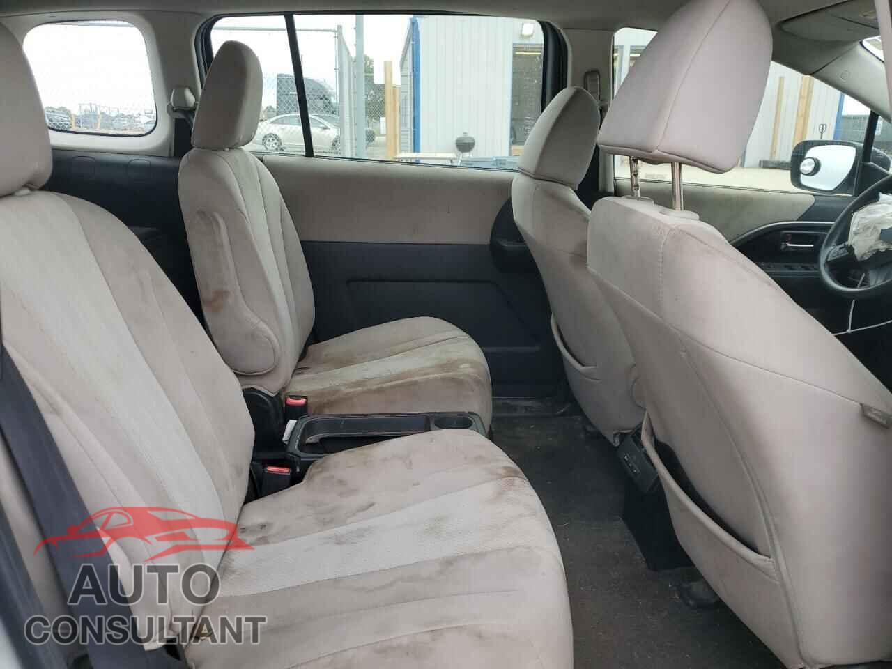 MAZDA 5 2015 - JM1CW2BL7F0184327