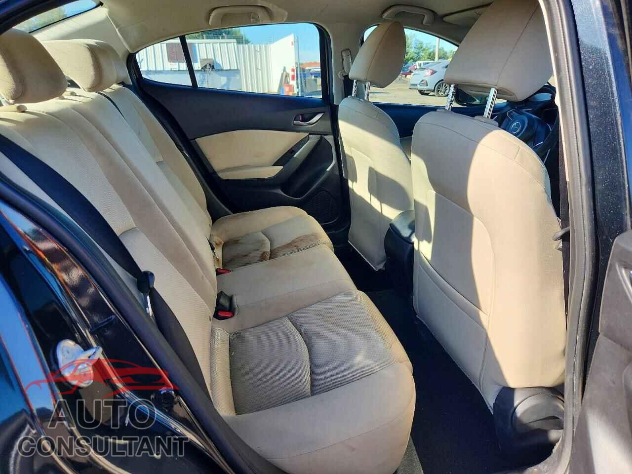 MAZDA 3 2017 - 3MZBN1U73HM109744