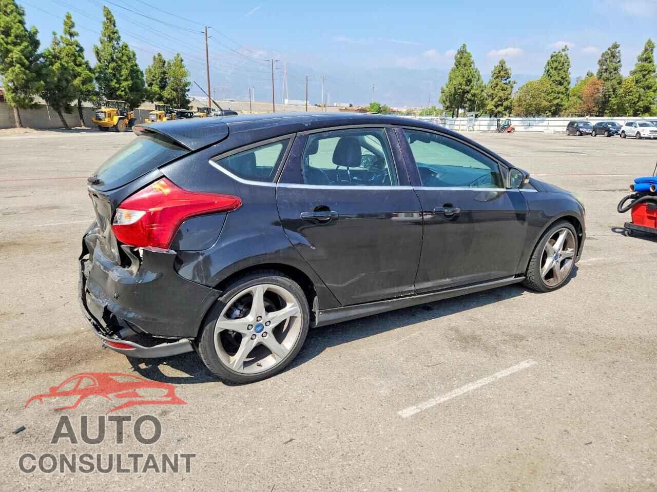 FORD FOCUS 2012 - 1FAHP3N25CL304802