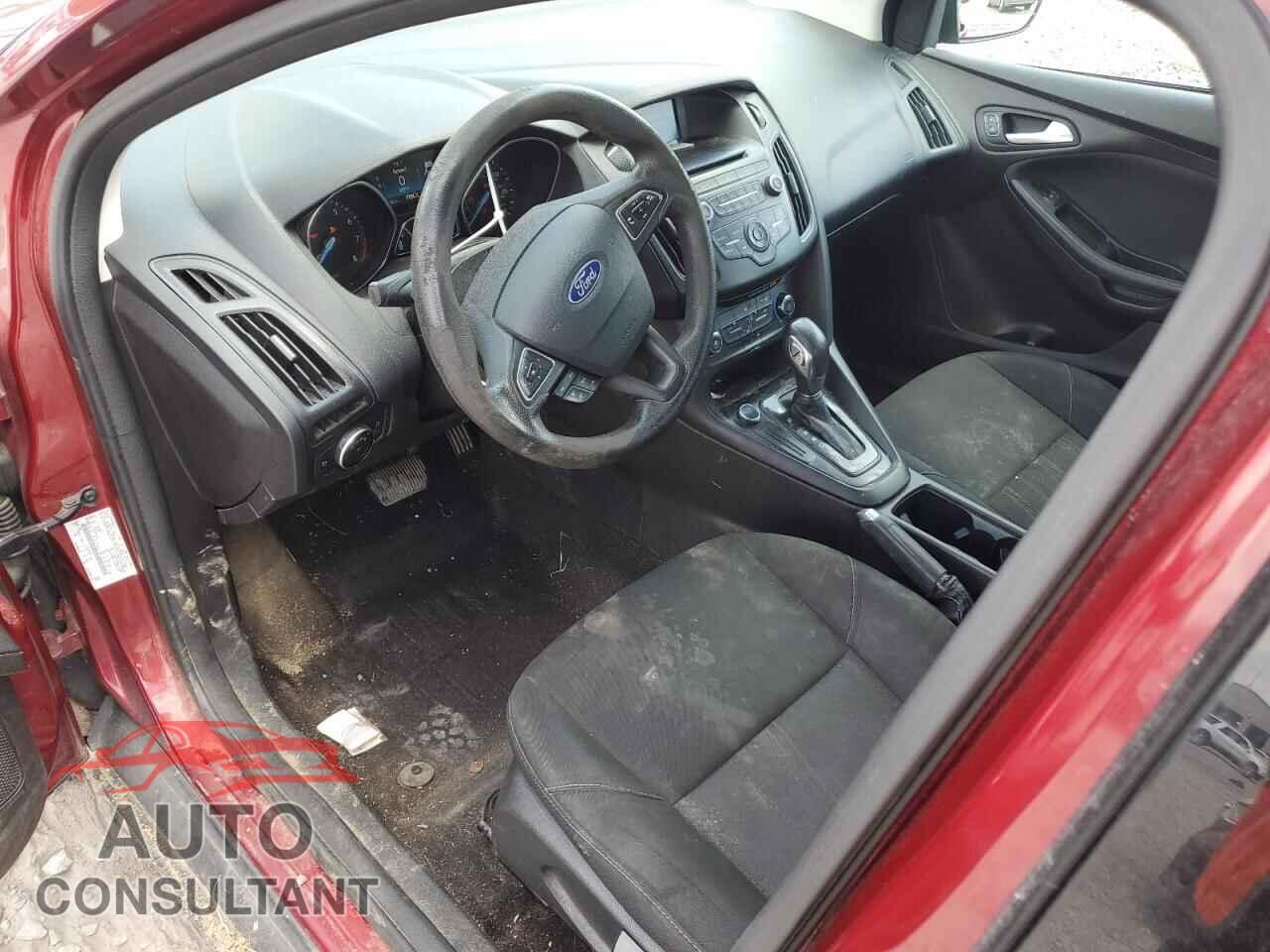 FORD FOCUS 2017 - 1FADP3F26HL256456