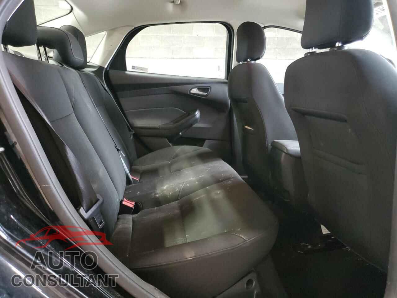 FORD FOCUS 2016 - 1FADP3F28GL233596