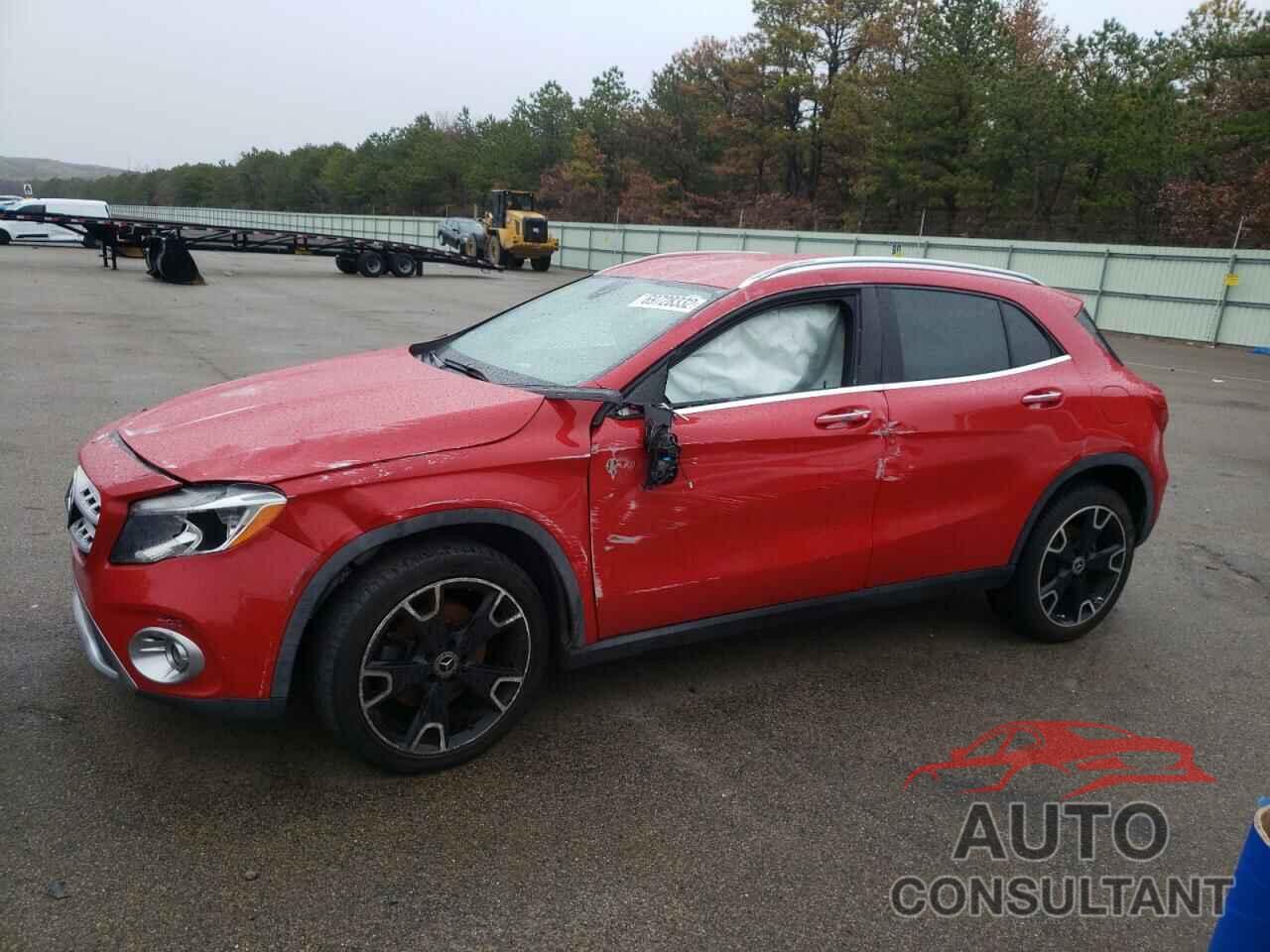 MERCEDES-BENZ GLA-CLASS 2019 - WDCTG4EB5KU007431