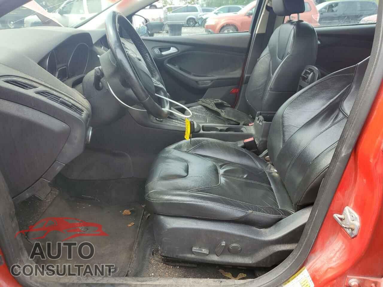 FORD FOCUS 2016 - 1FADP3F23GL332830