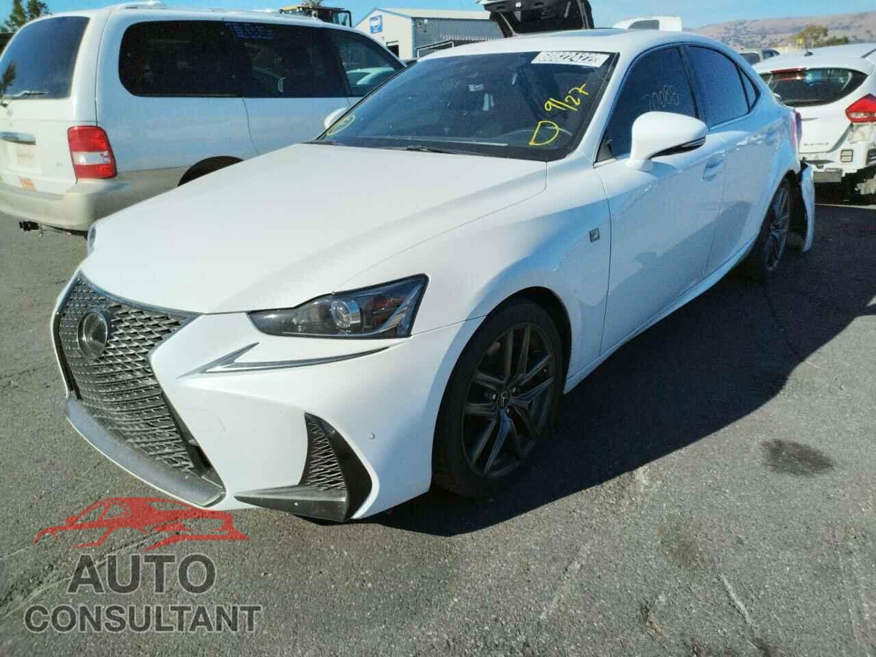 LEXUS IS 2018 - JTHBA1D2XJ5074410