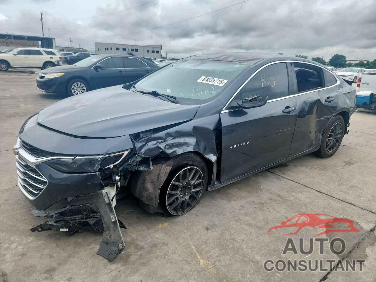CHEVROLET MALIBU 2019 - 1G1ZB5ST8KF194422