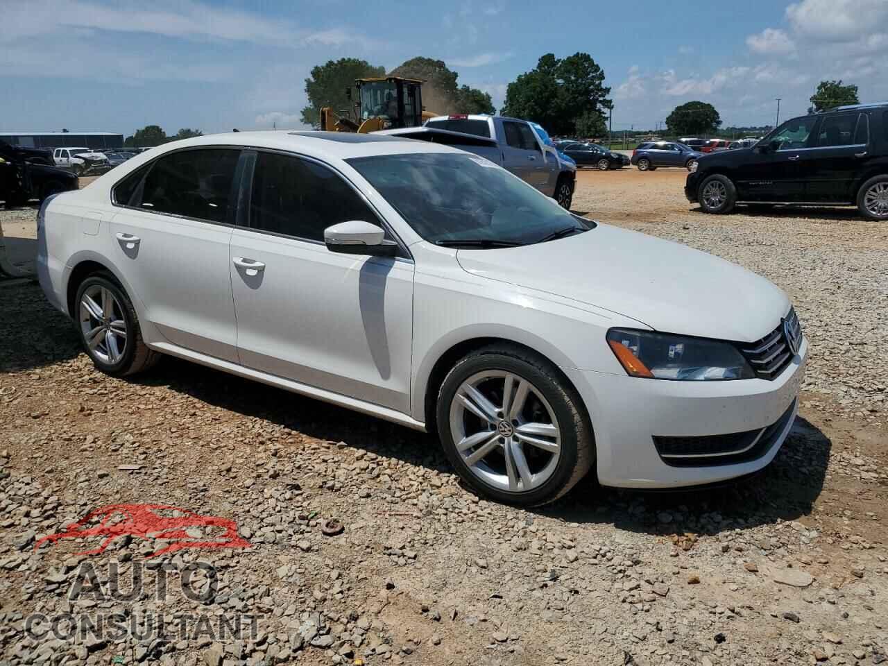 VOLKSWAGEN PASSAT 2014 - 1VWBN7A35EC004527